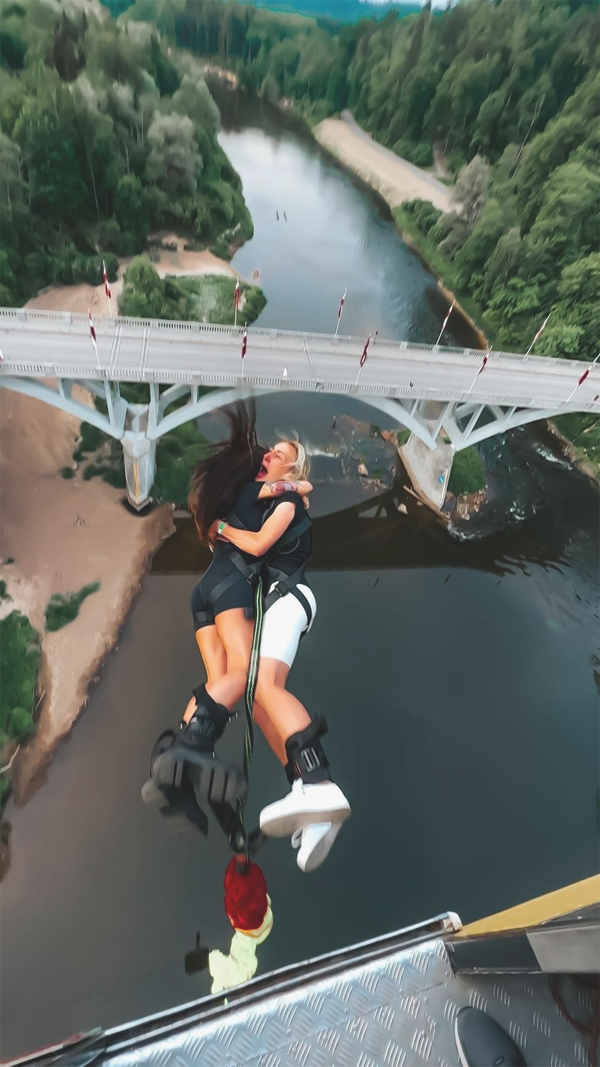 The Complete Guide to Bungee Jumping